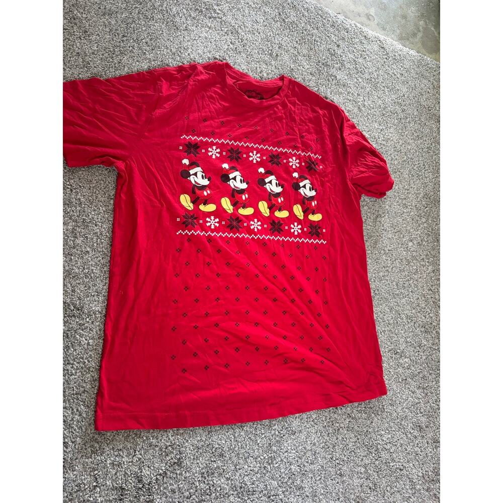 Disney mens large holiday Mickey Mouse shirt